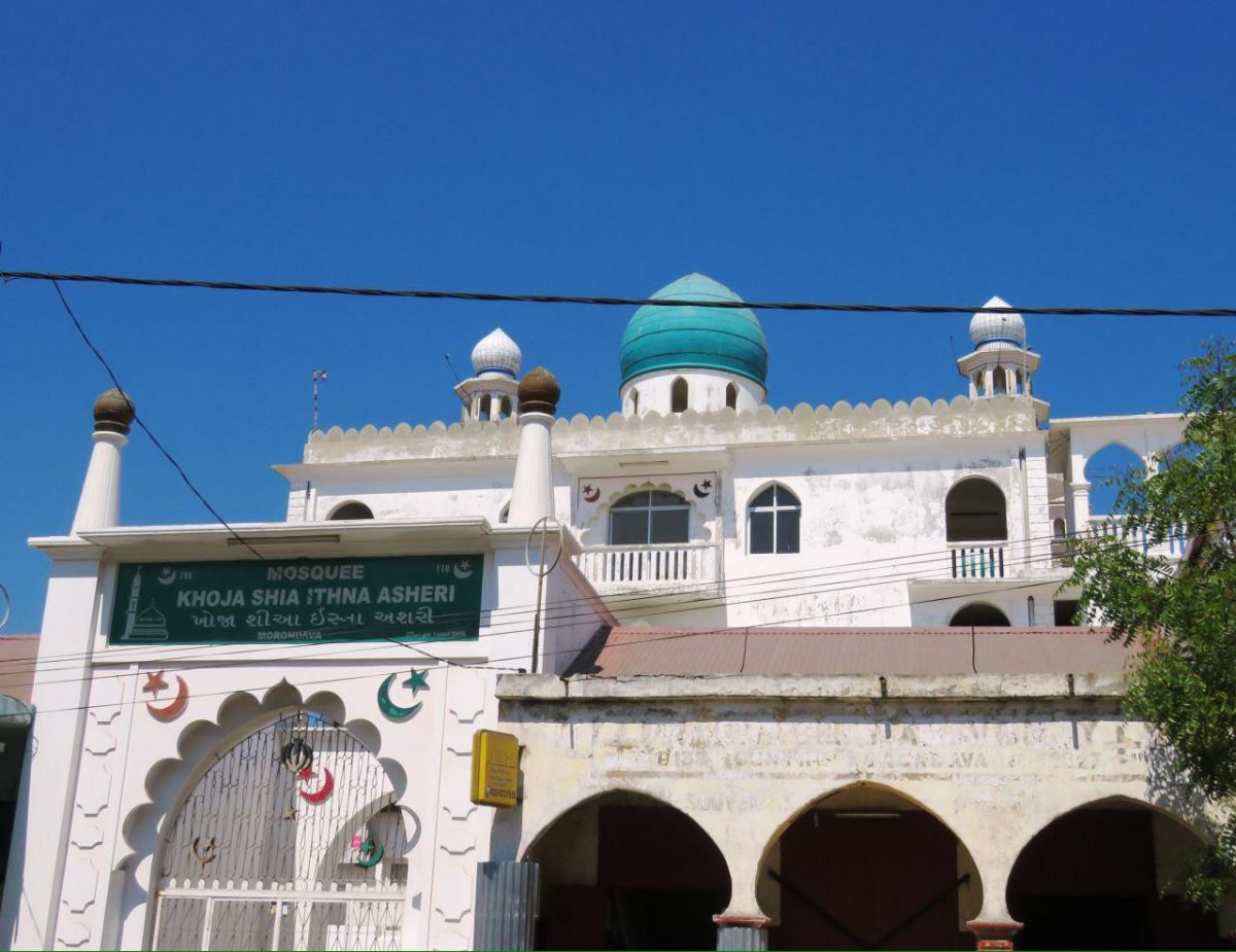 اینجا مسجد شیعیان اثنی عشری ست، جمعیت مسلمانان قابل توجه ست، در واقع مورونداوا را می توان بزرگترین شهر مسلمان نشین ماداگاسکار دانست.